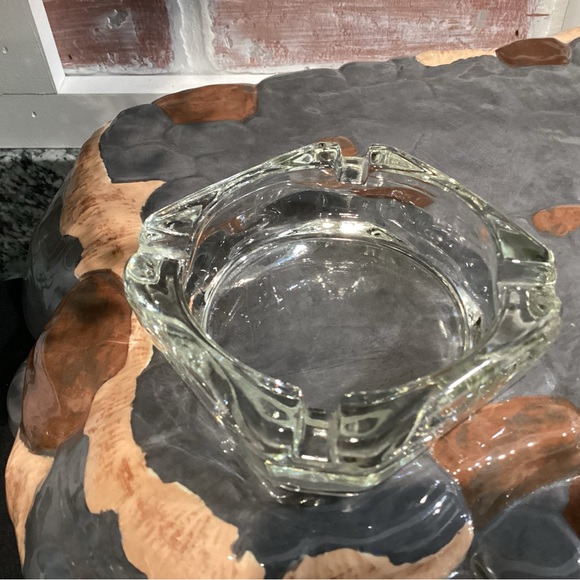 Vintage Glass Crafted Ashtray - Beautiful Very Gently Used Collectible - Nice - Picture 6 of 11